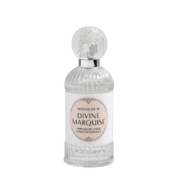 Perfuma tu hogar y sus tejidos con el perfume de textil Divine Marquise de Mathilde M.