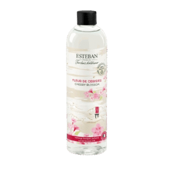 Con el recambio de mikado Fleur de Cerisier podrás seguir perfumando tu hogar.